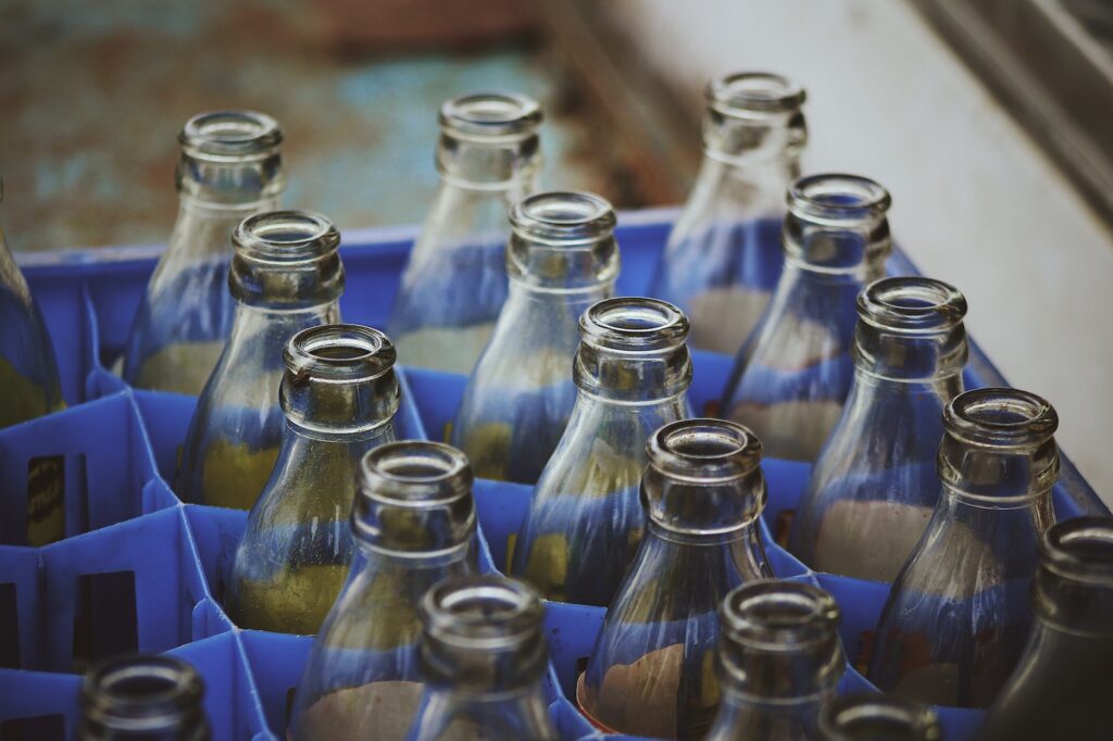 how to cut glass bottles
